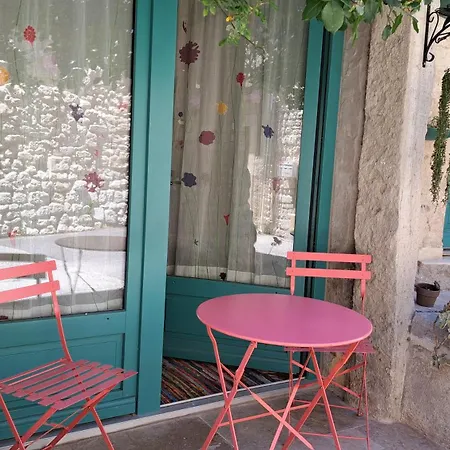 Appartement 2 Personnes A Salles Sous Bois Buitenkant foto